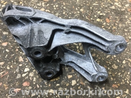 ФОТО Кронштейн левый для Audi (Ауди) A4 IV B8 8K (07-15) Київ