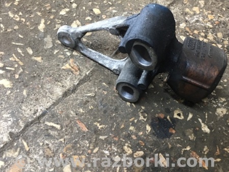 ФОТО Кронштейн для Audi (Ауди) A4 IV B8 8K (07-15) Київ