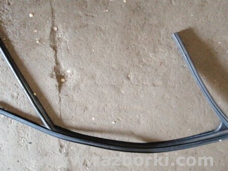 ФОТО Направляющая стекла передняя правая для Audi (Ауди) A4 IV B8 8K (07-15) Київ