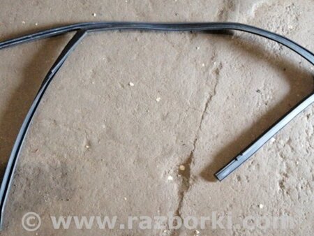 ФОТО Направляющая стекла передняя правая для Audi (Ауди) A4 IV B8 8K (07-15) Київ