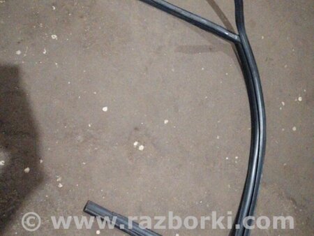 ФОТО Направляющая стекла передняя левая для Audi (Ауди) A4 IV B8 8K (07-15) Київ