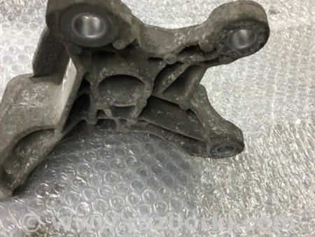 ФОТО Кронштейн для Audi (Ауди) A4 IV B8 8K (07-15) Київ