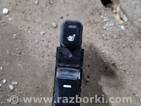 ФОТО Кнопка стеклоподъемника задняя правая для Hyundai ix35 I LM/EL Tucson (10-17) Київ