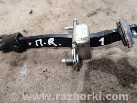 ФОТО Ограничитель двери передний правый для Subaru Forester SH S12 (08-12) Київ