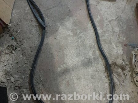 ФОТО Уплотнительная резинка задняя левая для Subaru Forester SH S12 (08-12) Київ