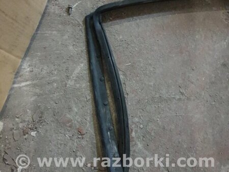 ФОТО Уплотнительная резинка задняя левая для Subaru Forester SH S12 (08-12) Київ