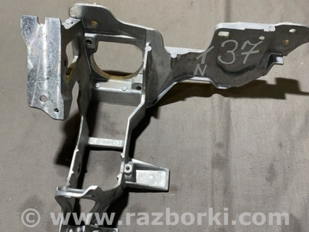 ФОТО Кронштейн для Audi (Ауди) A4 B8 - 8K2, 8K5 (08.2007-11.2015) Киев