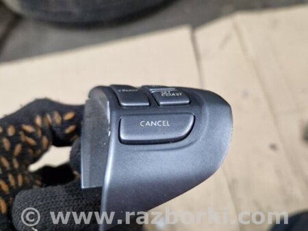 ФОТО Кнопки руля для Subaru Legacy IV BL/BP (03-09) Київ