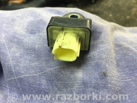 ФОТО Датчик удара передний правый для Subaru Forester SJ S13 (12-18) Київ