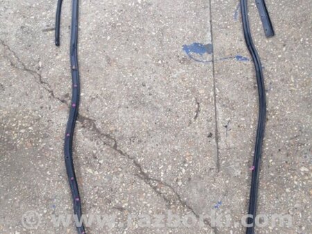 ФОТО Уплотнительная резинка задняя левая для Subaru Forester SJ S13 (12-18) Київ