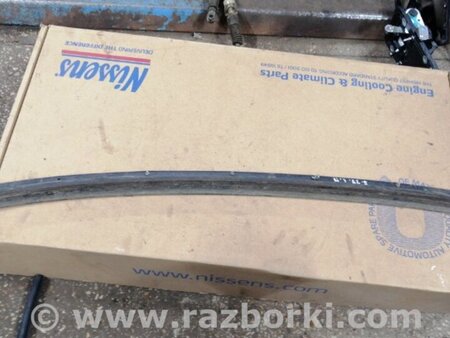 ФОТО Уплотнительная резинка передняя левая для Subaru Forester SJ S13 (12-18) Київ