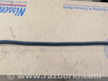 ФОТО Уплотнительная резинка передняя левая для Subaru Forester SJ S13 (12-18) Київ
