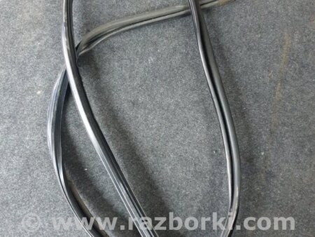 ФОТО Направляющая стекла задняя левая для Subaru Tribeca B9 (05-08) Київ