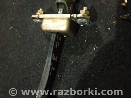 ФОТО Ограничитель двери задний левый для Subaru Forester SJ S13 (12-18) Київ