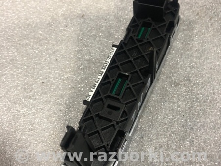ФОТО Накладка центральной консоли для Audi (Ауди) A3 8V1, 8VA, 8V7, 8VS (03.2012-...) Киев