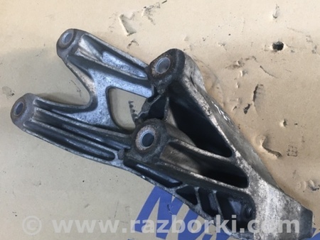 ФОТО Кронштейн передний левый для Audi (Ауди) A6 C7 4G (11-18) Київ