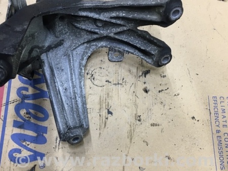 ФОТО Кронштейн передний правый для Audi (Ауди) A6 C7 4G (11-18) Київ