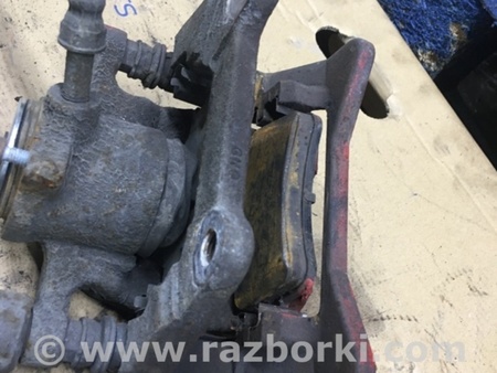 ФОТО Скоба суппорта задняя правая для Audi (Ауди) A6 C7 4G (11-18) Київ