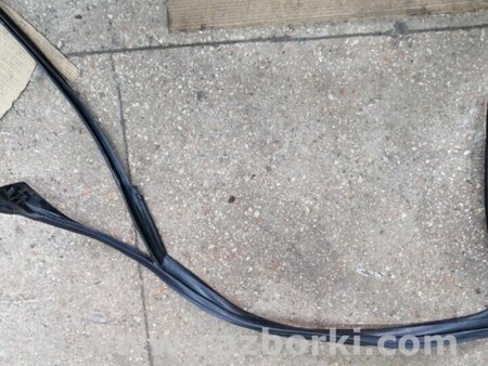 ФОТО Направляющая стекла передняя правая для Audi (Ауди) A6 C7 4G (11-18) Київ