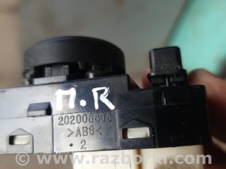 ФОТО Блок кнопок передний правый для KIA Sorento 2 XM (09-14) Київ