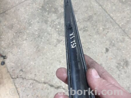 ФОТО Молдинг на дверь задний правый для Subaru Legacy IV BL/BP (03-09) Київ