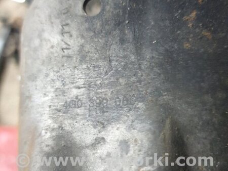 ФОТО Кронштейн правый для Audi (Ауди) A6 C7 4G (11-18) Київ