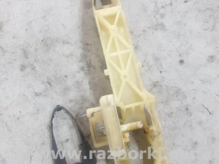 ФОТО Кронштейн ручки дверной задний правый для Hyundai ix35 I LM/EL Tucson (10-17) Київ