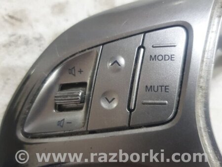 ФОТО Кнопки руля для Hyundai ix35 I LM/EL Tucson (10-17) Київ