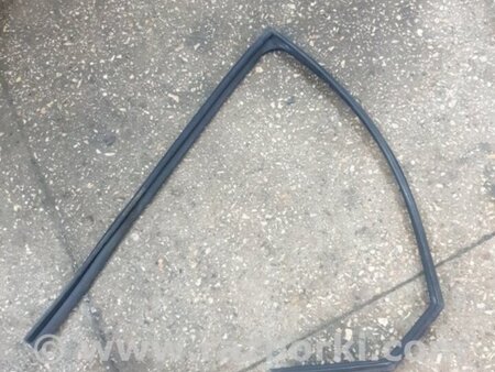 ФОТО Направляющая стекла задняя левая для Hyundai ix35 I LM/EL Tucson (10-17) Київ