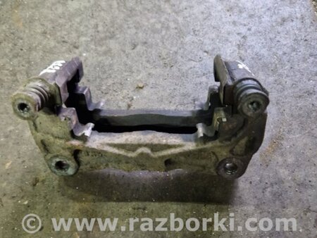 ФОТО Скоба суппорта передняя левая для Subaru Forester SG S11 (02-08) Київ