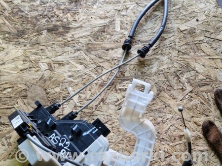 ФОТО Замок двери задний левый для Hyundai Santa Fe III DM/NC (12-18) Київ