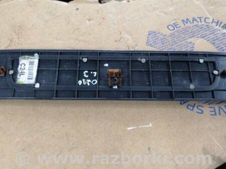 ФОТО Накладка на порог в салоне задняя левая для Hyundai Santa Fe II CM (06-12) Київ