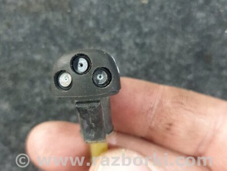 ФОТО Форсунка омывателя левая для Hyundai Santa Fe II CM (06-12) Київ