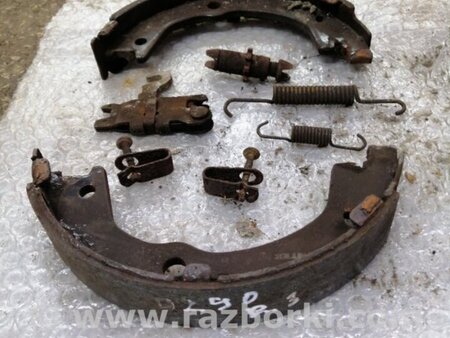 ФОТО Колодки ручника задние правые для Hyundai Santa Fe II CM (06-12) Київ