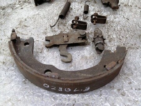 ФОТО Колодки ручника задние левые для Hyundai Santa Fe II CM (06-12) Київ