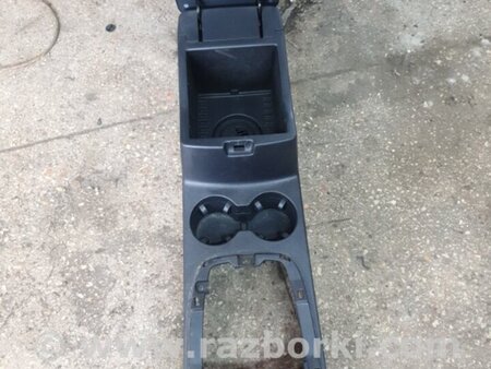 ФОТО Консоль между сидений для Hyundai Santa Fe II CM (06-12) Київ