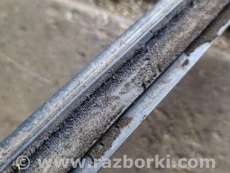 ФОТО Накладка на дверь передняя правая для Subaru Forester SG S11 (02-08) Київ