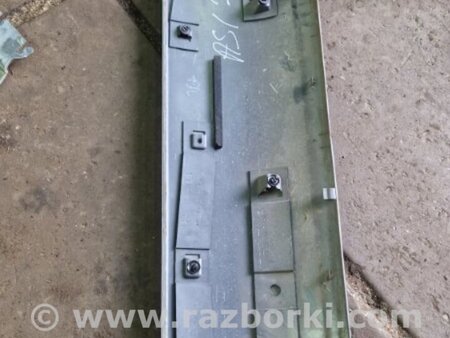 ФОТО Накладка на дверь передняя правая для Subaru Forester SG S11 (02-08) Київ