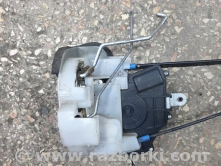 ФОТО Замок двери для Subaru Forester SG Киев