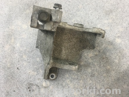 ФОТО Кронштейн для Subaru Legacy IV BL/BP (03-09) Київ