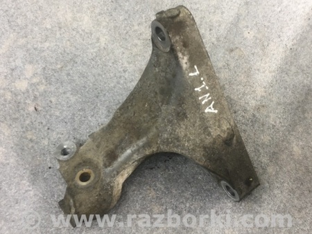 ФОТО Кронштейн левый для Subaru Legacy IV BL/BP (03-09) Київ