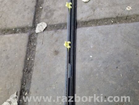 ФОТО Накладка на дверь передняя правая для Subaru Forester SG S11 (02-08) Київ