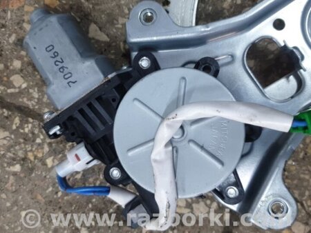 ФОТО Моторчик стеклоподьемника задний правый для Subaru Legacy IV BL/BP (03-09) Київ