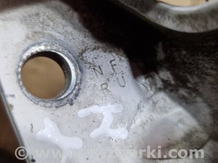 ФОТО Петля двери для Hyundai ix35 I LM/EL Tucson (10-17) Київ