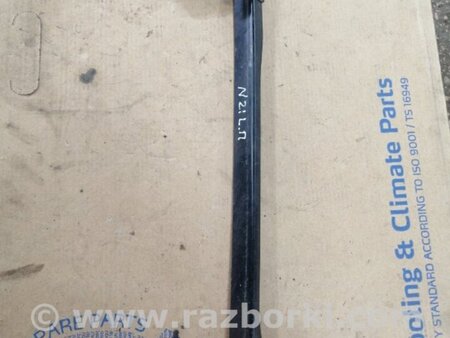 ФОТО Направляющая стекла передняя левая для Subaru Forester SG S11 (02-08) Київ