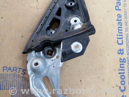 ФОТО Кронштейн передний левый для Subaru Forester SG S11 (02-08) Київ