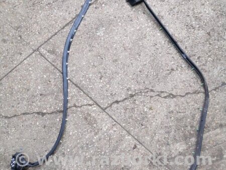 ФОТО Уплотнительная резинка задняя левая для Subaru Forester SG S11 (02-08) Київ