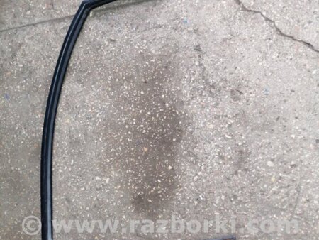 ФОТО Направляющая стекла передняя правая для Hyundai Santa Fe II CM (06-12) Київ