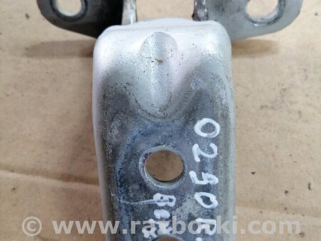 ФОТО Петля двери передняя правая для Hyundai Santa Fe II CM (06-12) Київ