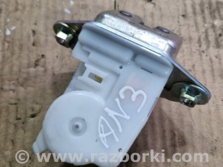 ФОТО Замок багажника для Subaru XV I GP/G33 (11-16) Київ